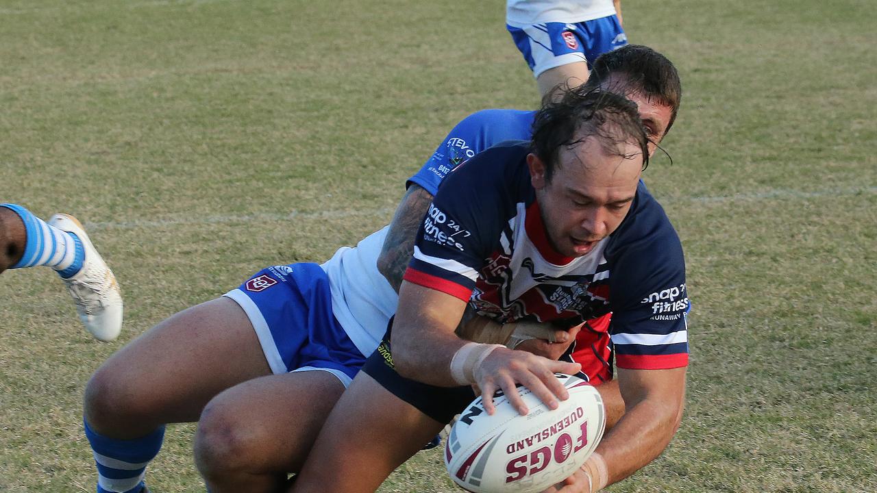 Runaway Bay‘s Kurtis Rowe scores a try. Pic Mike Batterham