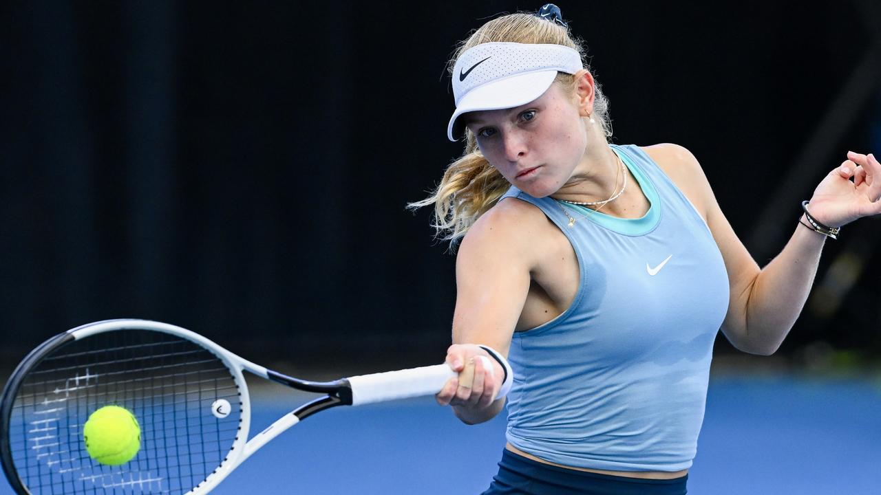 Australian 16-year-old Emerson Jones has drawn comparisons to Ash Barty as she prepares for her maiden senior grand slam next week. Picture: Mark Brake / Getty Images