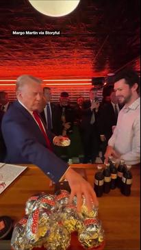 'Crypto burger': Trump uses Bitcoin to buy burgers for supporters in New York