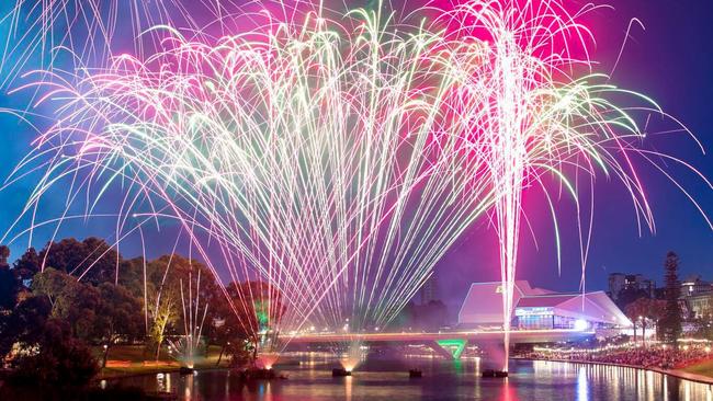 Happy 2018! South Australia celebrates New Year’s Eve | The Advertiser