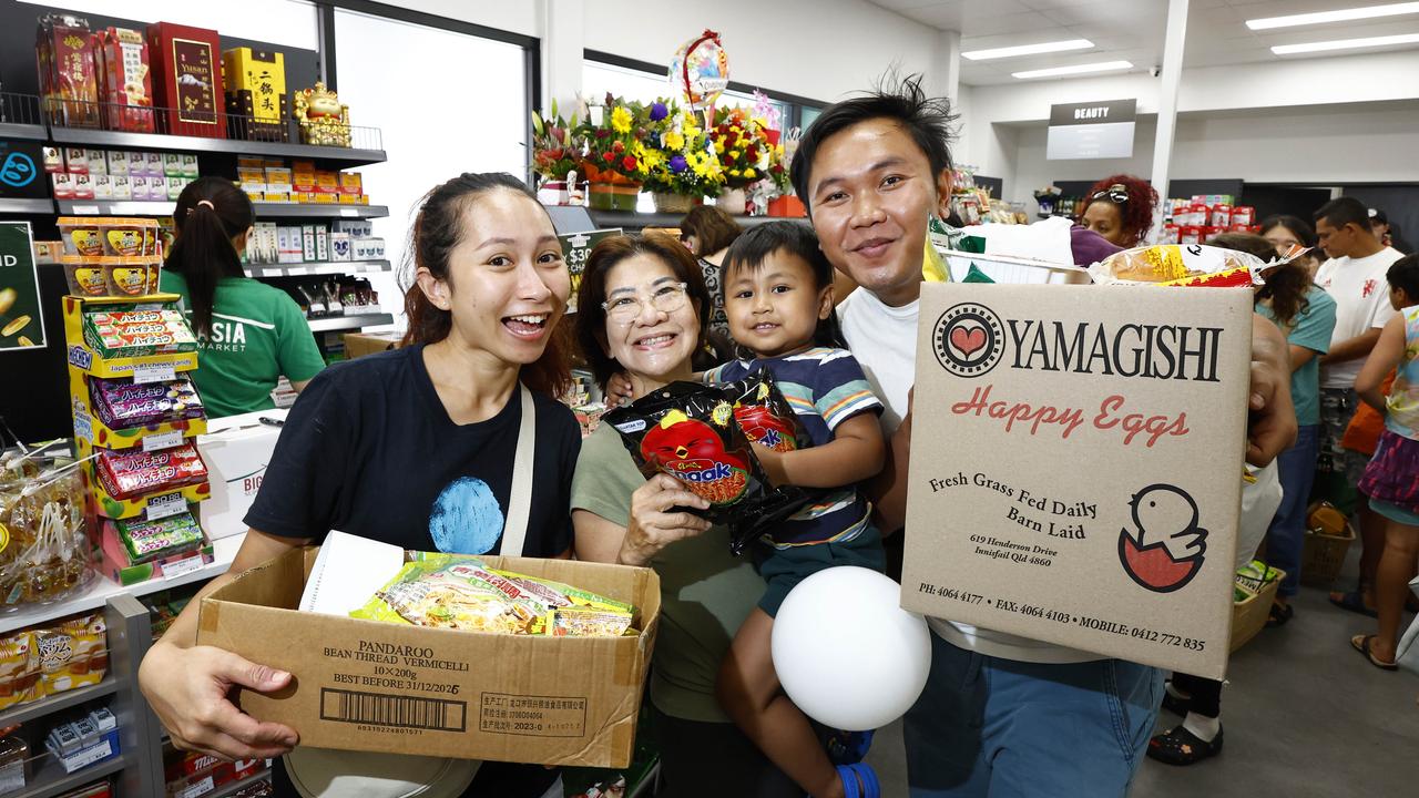 Crowds Pack Into Big Asia Supermarket As Brand New Mega Store Opens In ...