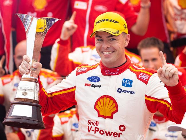 NEWCASTLE, AUSTRALIA - NOVEMBER 24: Scott McLaughlin driver of the #17 Shell V-Power Racing Team Ford Mustang celebrates during the Newcastle 500 as part of the 2019 Supercars Championship on November 24, 2019 in Newcastle, Australia. (Photo by Daniel Kalisz/Getty Images)