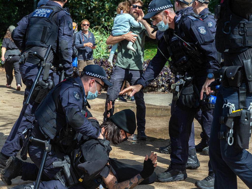 Journalists are pursuing legal action against Victoria Police after they say they were pepper sprayed. Picture: NCA NewsWire/Sarah Matray