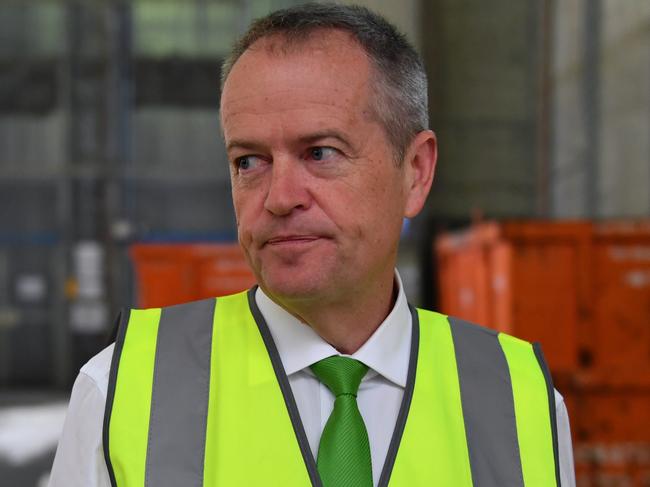 Leader of the Opposition Bill Shorten visits a construction site in Sydney, Friday, March 1, 2019. (AAP Image/Mick Tsikas) NO ARCHIVING