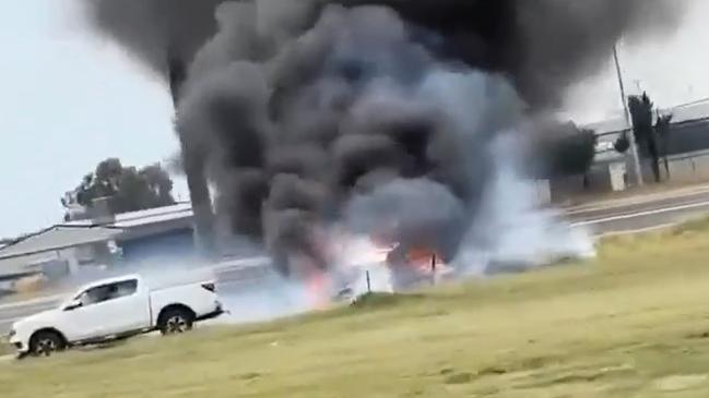 Car fire on the Northern Expressway at Virginia, Picture 7NEWS