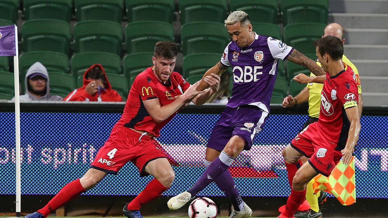 Jason Davidson controls the ball against Ryan Strain and Isaias. (Photo by Paul Kane/Getty Images)