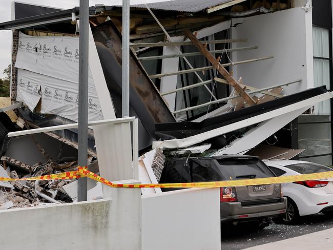 SYDNEY, AUSTRALIA - NewsWire Photos APRIL 7, 2023: The scene of a house collapse on Norman St in Condell Park. A family is lucky to be alive after their home collapsed overnight.Picture: NCA NewsWire / Damian Shaw