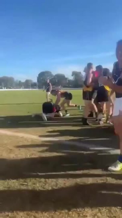 EDFL on-field scuffle