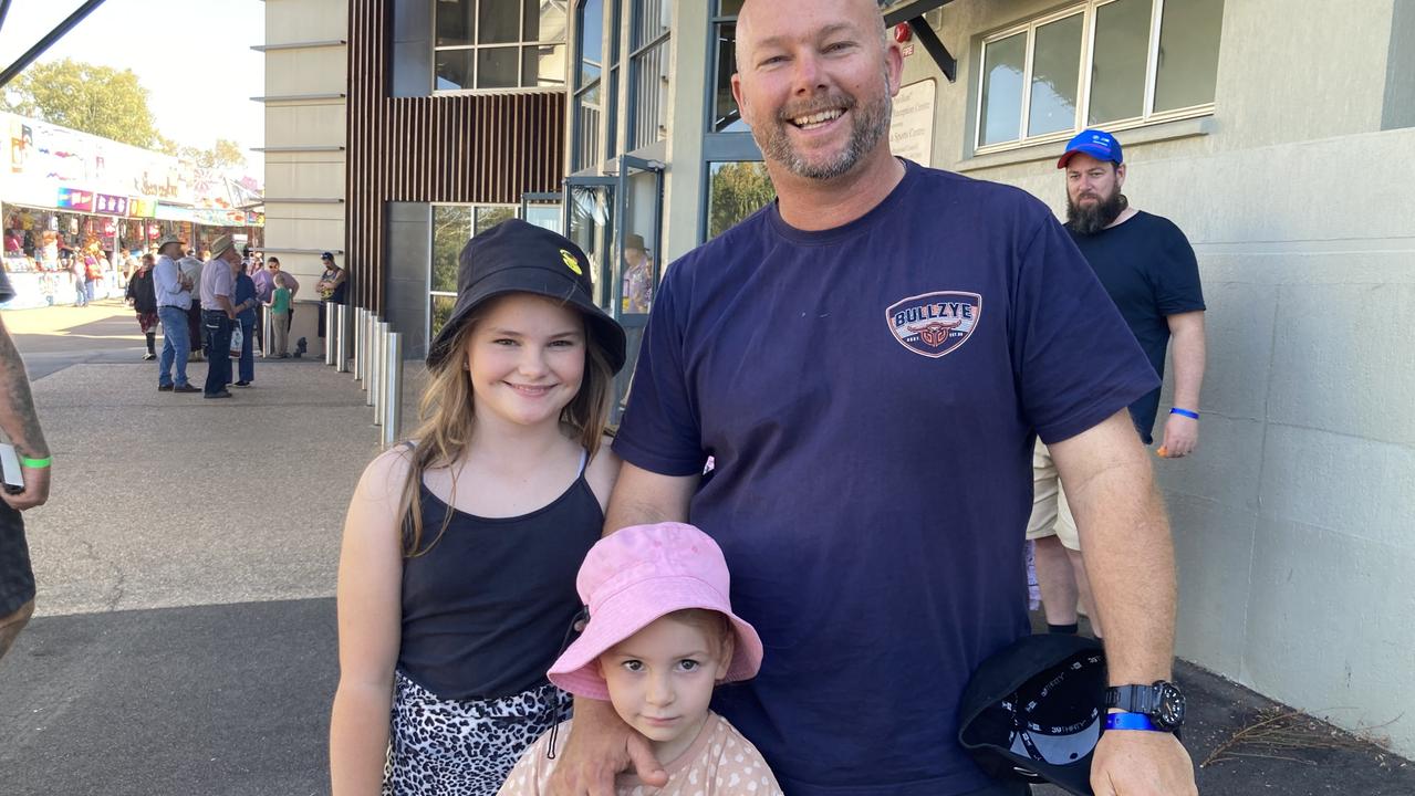 Lainey, Scott and Maisy Buchanan enjoy People's Day at the 2023 Gympie Show.