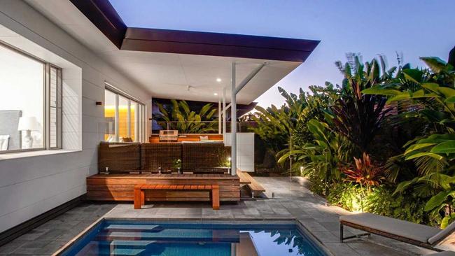 Kaylani Beach House 2 in Byron Bay offers accomodation for ten guests in four bedrooms.