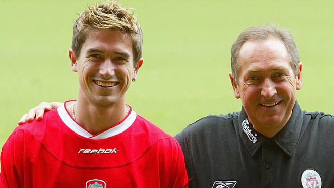 Harry Kewell and Gerard Houllier. (Photo by Laurence Griffiths/Getty Images)