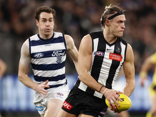 MELBOURNE, AUSTRALIA - Augus 11 , 2023. AFL . Darcy Moore of the Magpies during the round 22 match between Collingwood and Geelong at the MCG in Melbourne. Photo by Michael Klein.