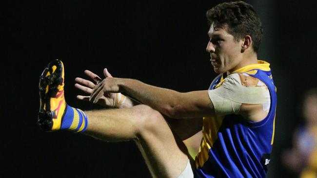 Arryn Siposs kicks a goal for Williamstown. Picture: Mark Wilson