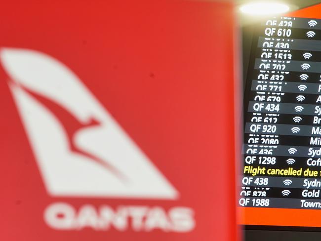 Qantas is moving at a glacial pace. Picture: Luis Enrique Ascui