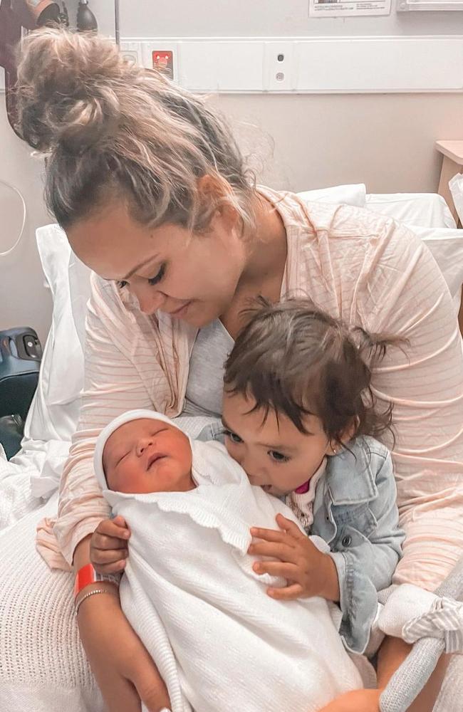 Sofi Leota with daughter Mila and newborn son, Ali Dean Junior Ofahengaue. Picture: Instagram/ @joe_ofahengaue