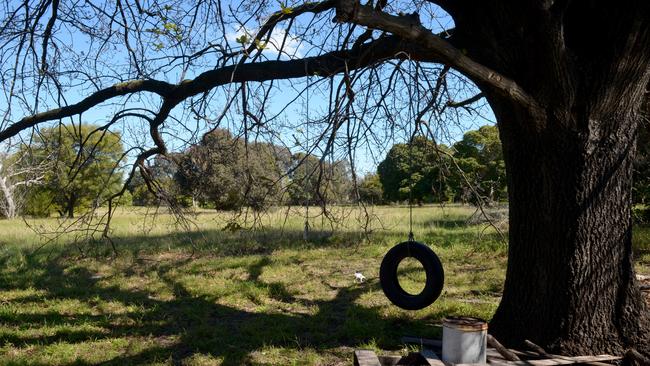 A residential development has been given the green light by VCAT for 96 houses to be built on the former site of Clayton West Primary School in Oakleigh South, overruling Monash Council.