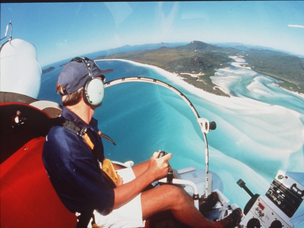 Catch the swirling sands from above at your helicopter window seat.