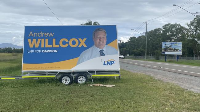 Political signs for Andrew Willcox in Oonoonba.