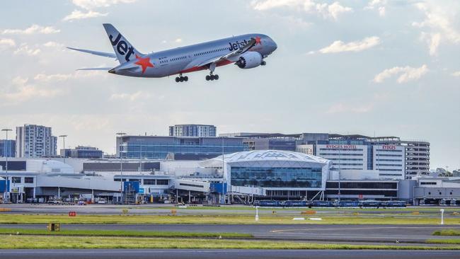 When travelling on Jetstar and other LCCs (aka low-cost carriers) you may need to budget for optional add-ons.
