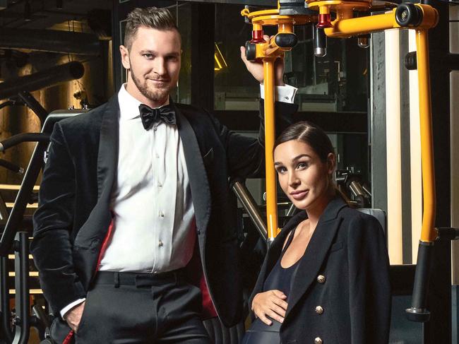 LIST-20190330 EMBARGO FOR LIST 30 MARCH 2019NO REUSE WITHOUT PERMISSION FEE APPLIESKayla Itsines and Tobi Pearce photographed in Sweat gym, Surry Hills. Styling Viva Vayspap  Pic : Nic Walker