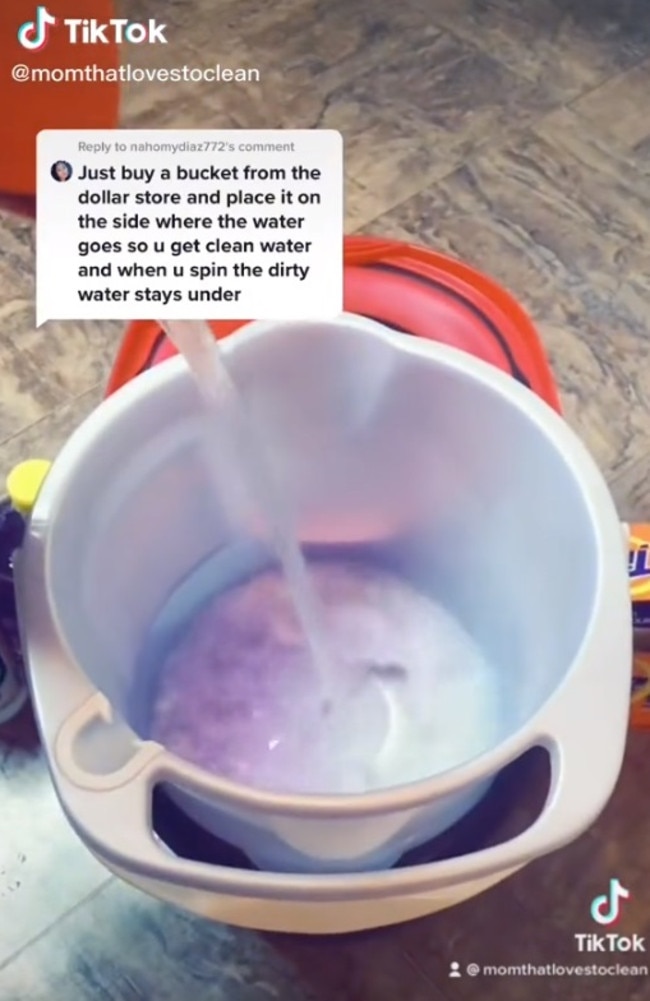 A woman has shared a clever hack when it comes to using a spin mop. Picture: TikTok/momthatlovestoclean