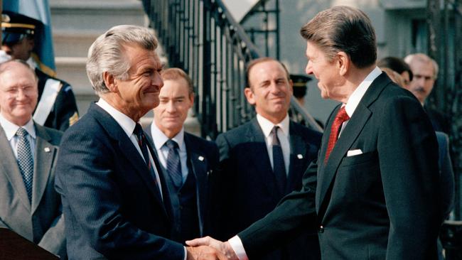 Bob Hawke is welcomed by US President Ronald Reagan at the White House, Washington, February 1985. Picture: National Archives of Australia