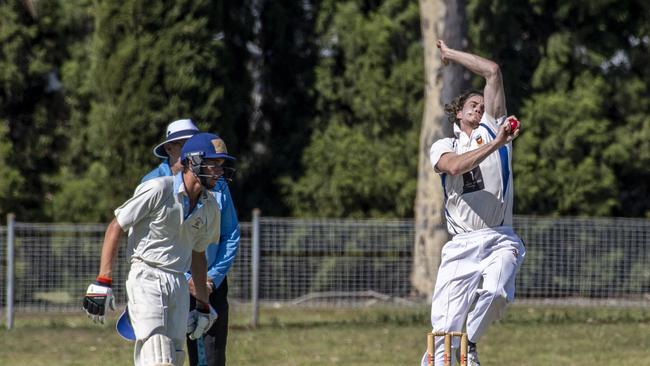 Corey Mays bowls for University. University vs Wests - Harding Madsen Shield cricket. Saturday. 14th Nov 2020