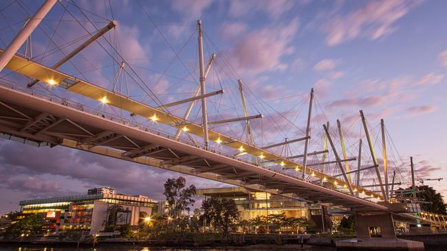 Brisbane Deputy Mayor says the State Government needs to fund more bridges across the Brisbane River to change the way residents and visitors move around the city.