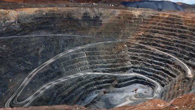 Queensland mines that are abandoned to face new costs under proposed ...