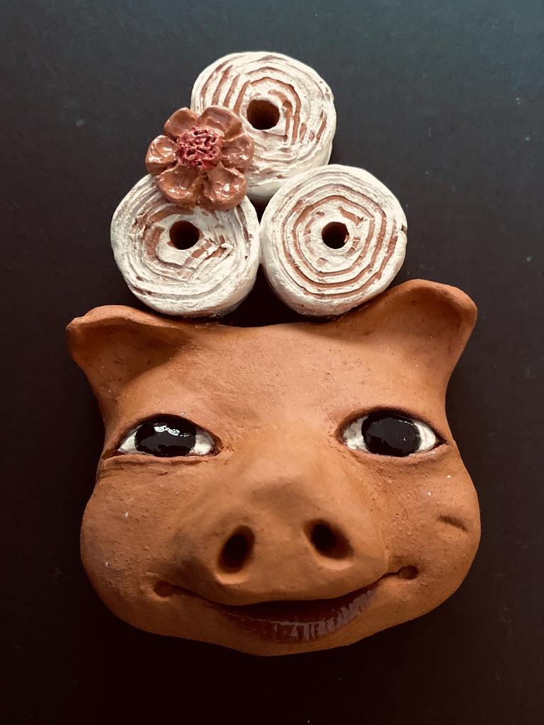 Ms TP Hog, ceramics, by Shari Russell. SALA Festival 2020.