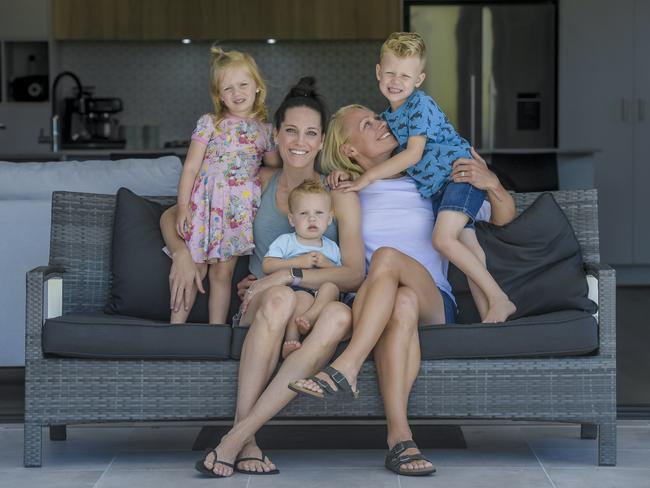 Erin Phillips with wife Tracy Gahan (L) and kids, Brooklyn 4, Drew 17 maths, Blake 4. Erin is starting on Mix Brekkie show on Monday, Jan 11Friday 8 January 2021 Pic Roy VanDerVegt.