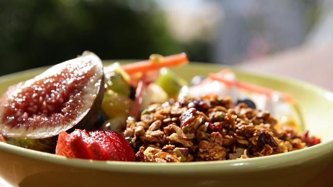 Breakfast muesli from the all-day menu.