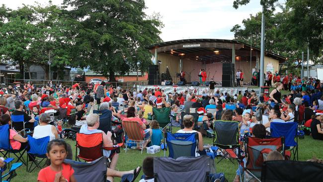 Christmas carols fill Edmonton and South Cairns with joy | The Cairns Post