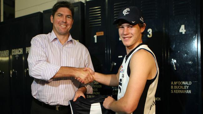 Bryce Gibbs is handed the No. 4 after joining the Blues.