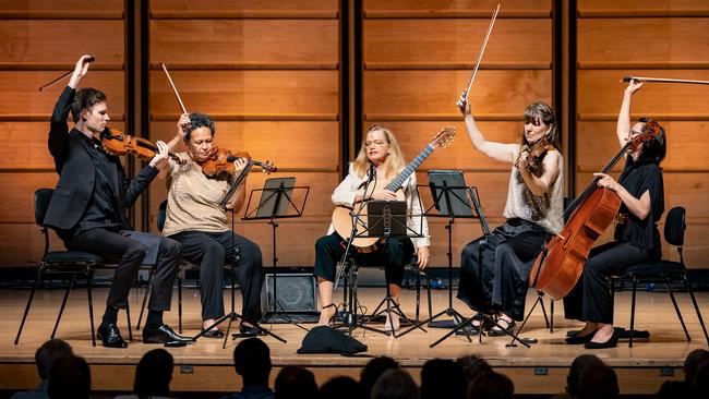 Karin Schaupp and Flinders Quartet. Picture: Annelise Maurer/Musica Viva, supplied