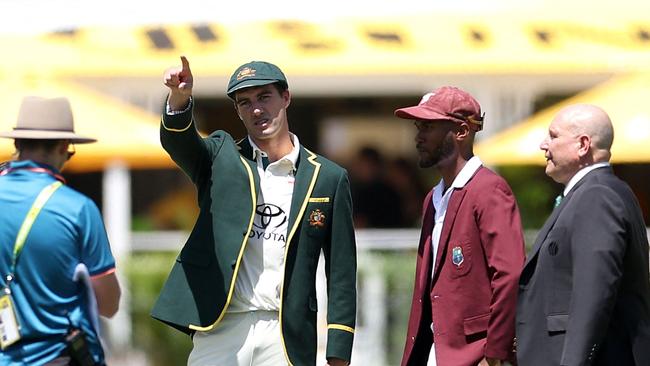 Australia will bowl first in Brisbane. (Photo by Pat Hoelscher / AFP)