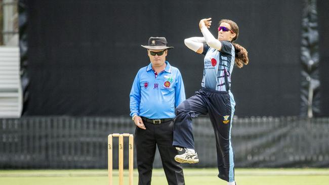 Charli Knott in the first grade cricket game between Valley and Western Suburbs. AAP Image/Richard Walker)