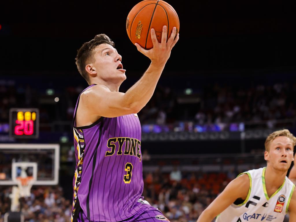 Aron Baynes - 20 points and 20 rebounds vs Illawarra Hawks 