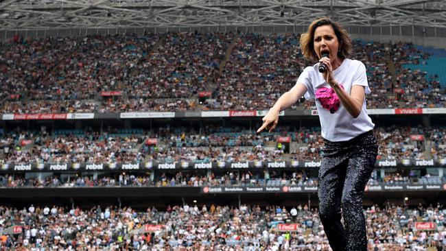 Tina Arena performing during the Fire Fight Australia bushfire relief concert in 2020. Picture: AAP/Joel Carrett