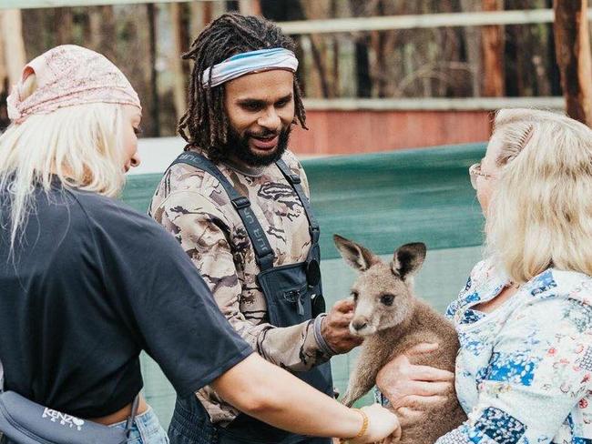 Boomers star Patty Mills visiting bushfire affected communities on the NSW south coast.