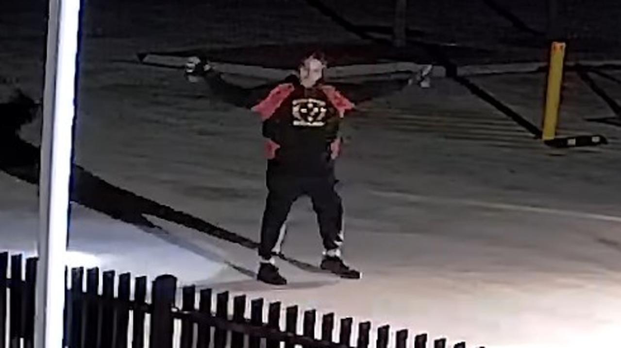 Smooth criminal? Dancing burglar makes off with $5000 in laptops