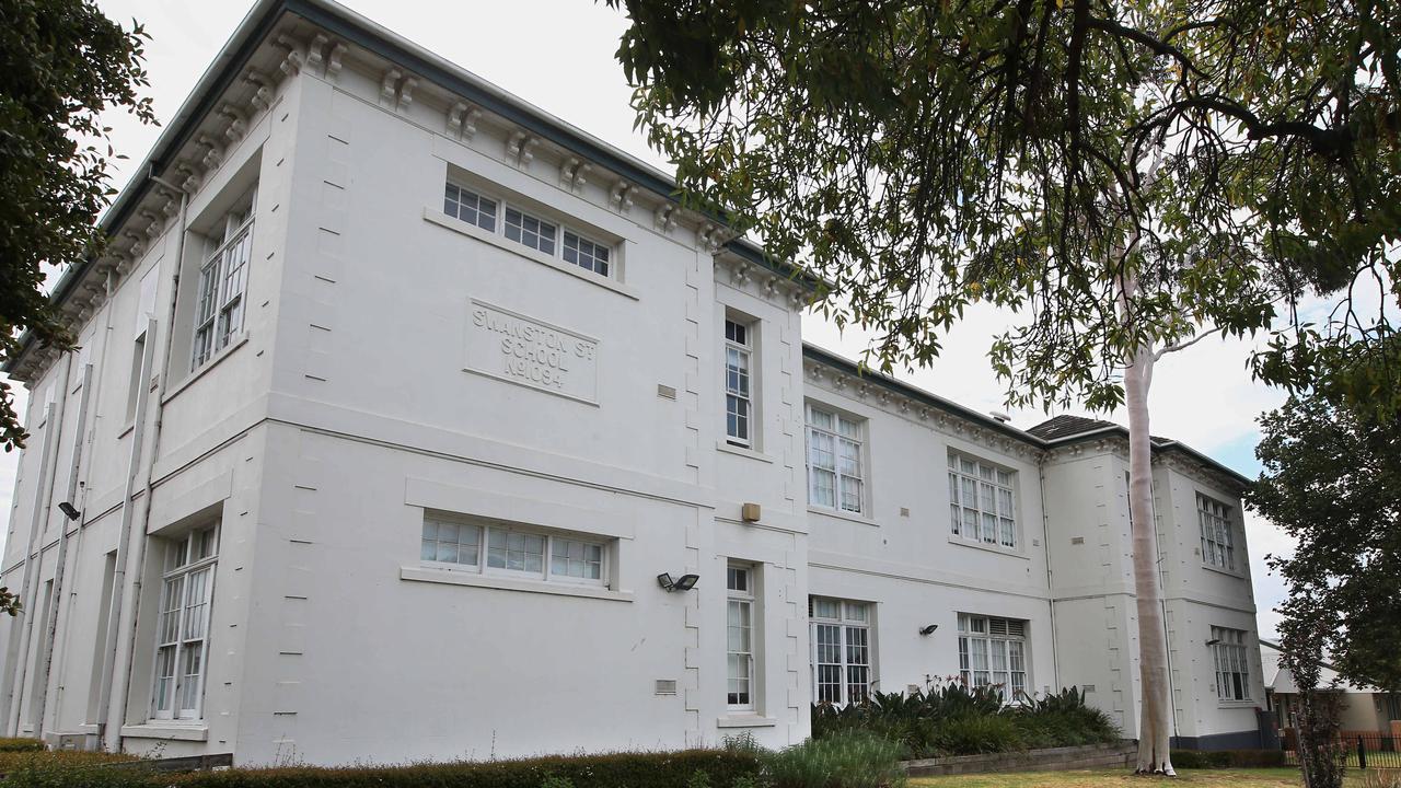 Swanston Centre acute psychiatric admissions unit, Geelong. picture: Glenn Ferguson