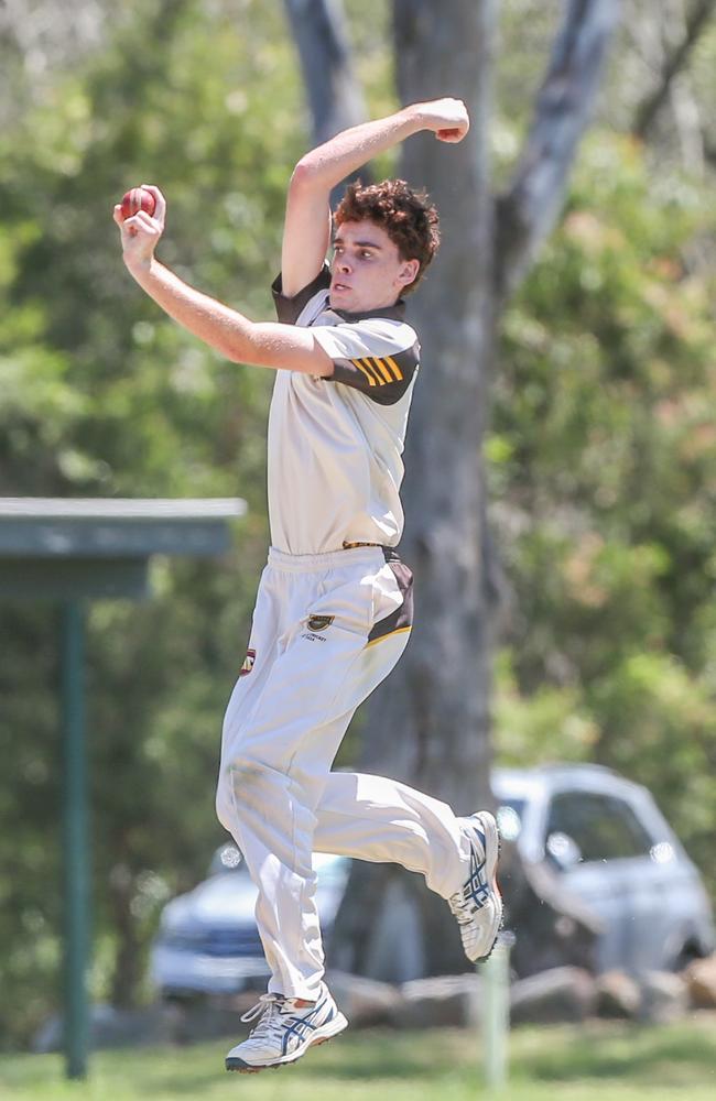 AIC First XI cricket between Villanova College and Padua College; Photography by Stephen Archer