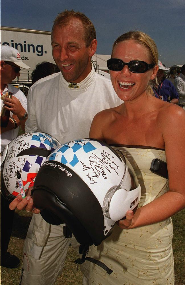 Thomas Muster with TV presenter Jo-Beth Taylor in 2000.