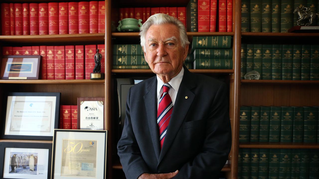 Bob Hawke would have known how to treat the Hamas situation. Picture: James Croucher