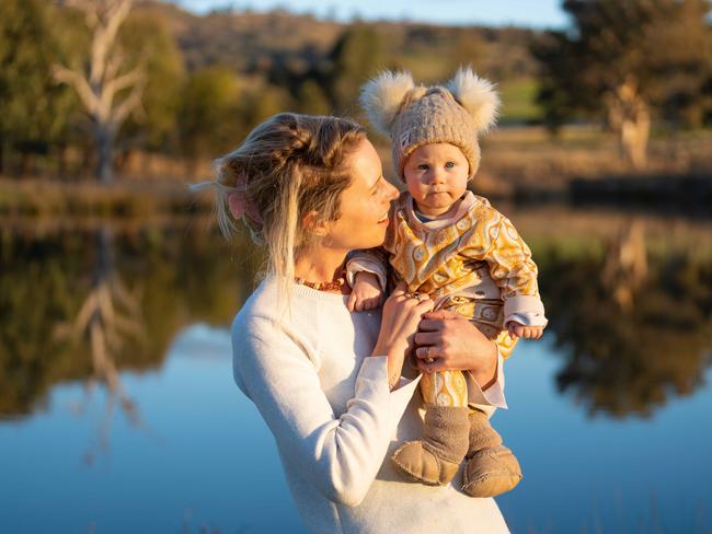 Writer Virginia Tapscott with one of her four kids, Tully, who is 8-months old. 📸: Simon Dallinger