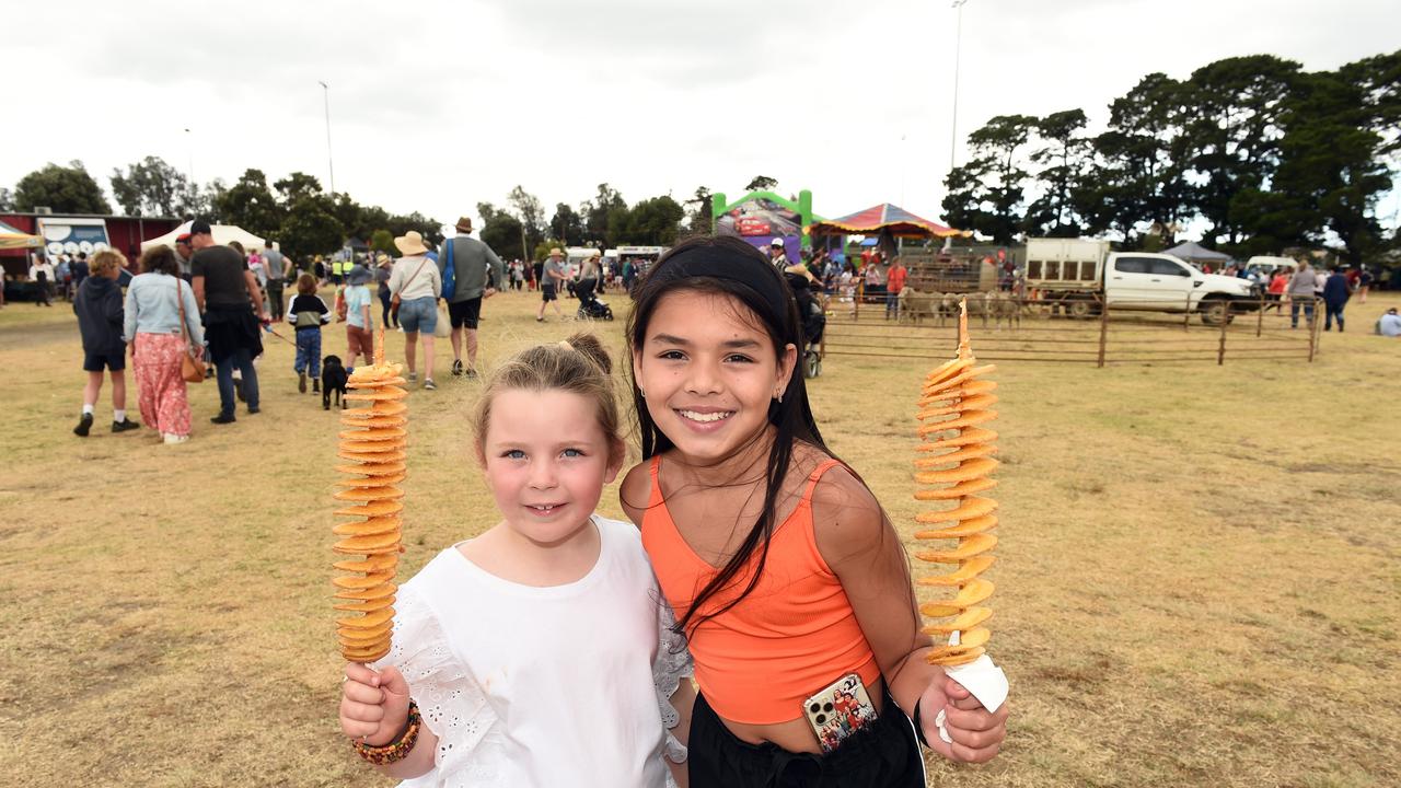 Matilda Smith and Tameeka Arnel at the Bellarine Agriculture Show. Picture: David Smith