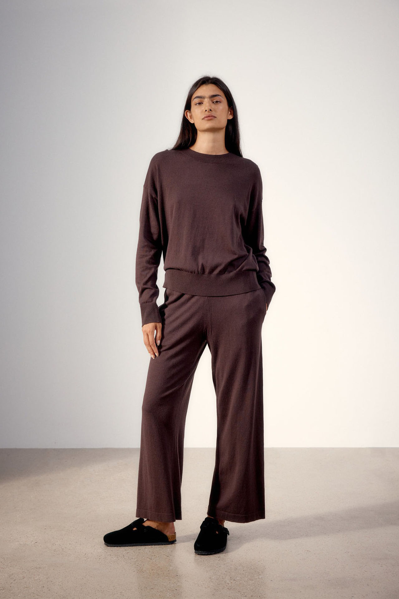 <h3><a href="https://assemblylabel.com/" target="_blank" rel="nofollow noopener">Assembly Label</a></h3><p>Loved for its comfort and ease, Assembly Label has put a twist on the traditional tracksuit with its loungewear inspired set. Made from a cotton and cashmere blend, this set provides generous stretch and, most importantly, a clean, easy look.</p><p><b>SHOP NOW:&nbsp;</b>Cotton cashmere sweater, $100 from <strong><a href="https://assemblylabel.com/products/cotton-cashmere-lounge-sweater-cocoa" target="_blank" rel="nofollow noopener">Assembly Label</a></strong></p><p><b>SHOP NOW:&nbsp;</b>Cotton cashmere pant, $120 from <strong><a href="https://assemblylabel.com/collections/womens-bottoms/products/cotton-cashmere-lounge-wide-leg-pant-cocoa" target="_blank" rel="nofollow noopener">Assembly Label</a></strong></p>