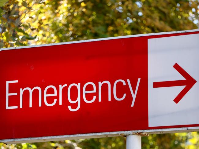 SYDNEY, AUSTRALIA - NewsWire Photos MAY 4, 2023: Emergency sign at St VincentÃ•s Hospital in Darlinghurst . Hospital generic, emergency sign genericPicture: NCA NewsWire / Damian Shaw