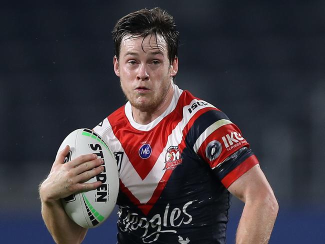 SYDNEY, AUSTRALIA - MAY 29: Luke Keary of the Roosters makes a break during the round three NRL match between the Sydney Roosters and the South Sydney Rabbitohs at Bankwest Stadium on May 29, 2020 in Sydney, Australia. (Photo by Mark Kolbe/Getty Images)